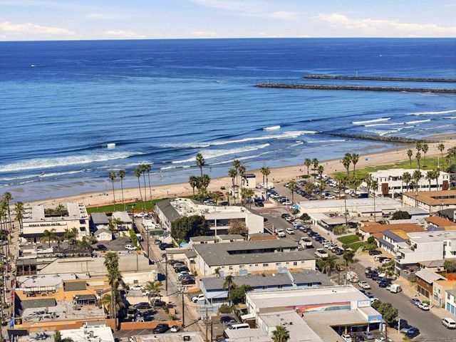 5027 Santa Monica Avenue B, San Diego, CA 92107