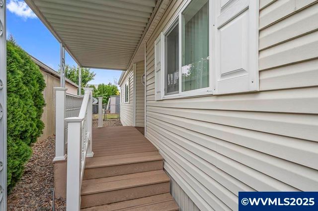 300 SE Lacreole #288 Dr 288, Dallas, OR 97338