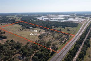 2819 W Highway 290, Giddings, TX 78942