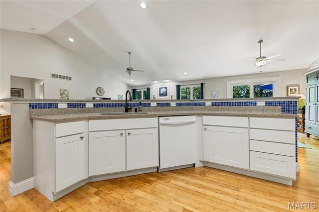 1708 Westlake Court, Pacific, MO 63069