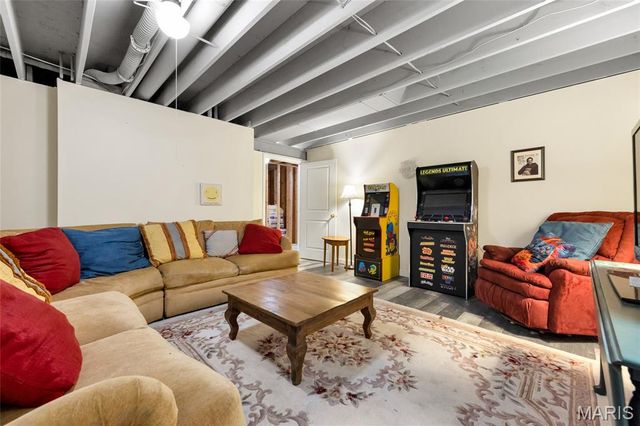 1708 Westlake Court, Pacific, MO 63069