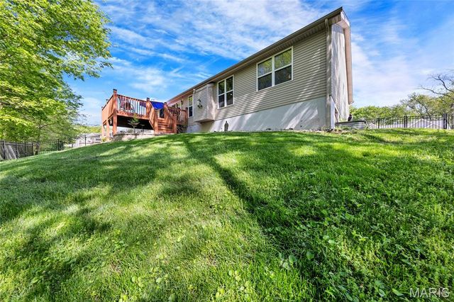 1708 Westlake Court, Pacific, MO 63069