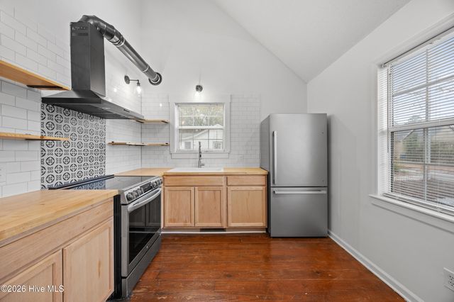 133 New Bern Street, Wilmington, NC 28403