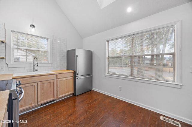 133 New Bern Street, Wilmington, NC 28403