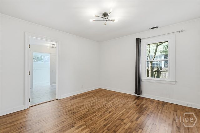 425 Columbus Drive, Savannah, GA 31405