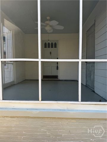 425 Columbus Drive, Savannah, GA 31405