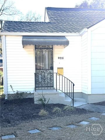 425 Columbus Drive, Savannah, GA 31405