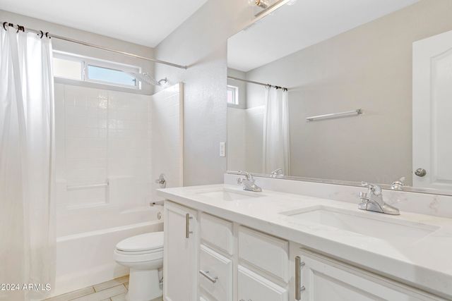 5529 E Gable Avenue, Mesa, AZ 85206