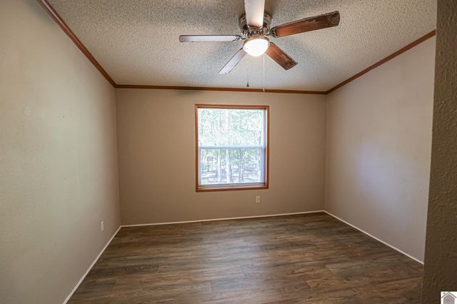 4256 Barge Island Rd., Benton, KY 42025