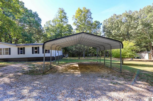 4256 Barge Island Rd., Benton, KY 42025