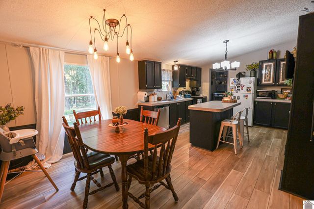 4256 Barge Island Rd., Benton, KY 42025