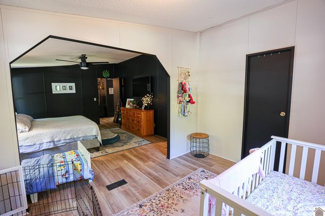 4256 Barge Island Rd., Benton, KY 42025