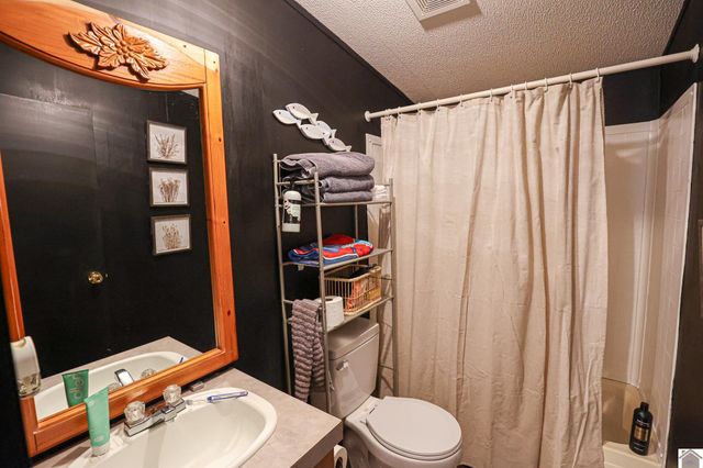 4256 Barge Island Rd., Benton, KY 42025