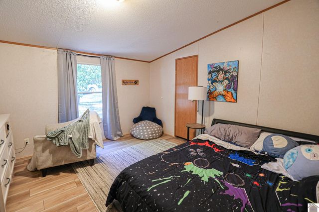 4256 Barge Island Rd., Benton, KY 42025