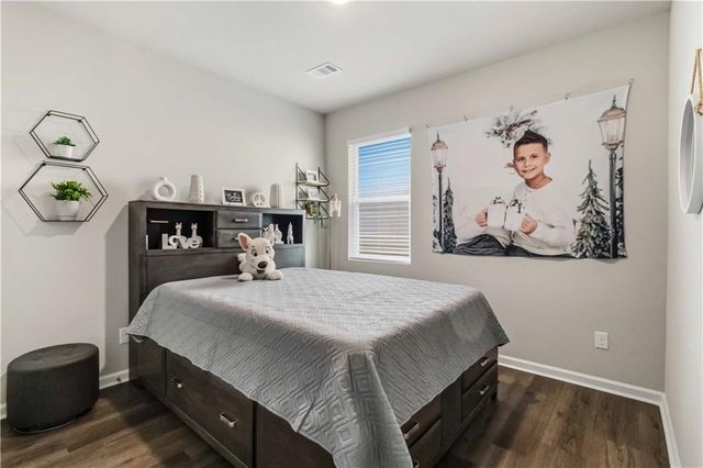 6919 Woodtrail Run, Flowery Branch, GA 30542