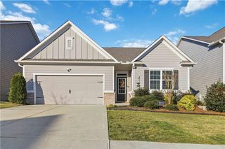 6919 Woodtrail Run, Flowery Branch, GA 30542