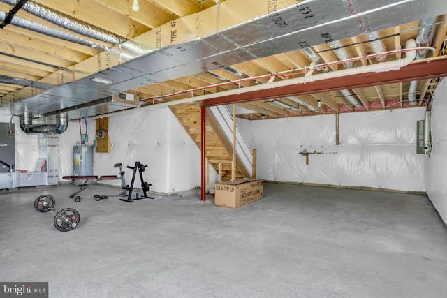 8 WESTON CIR, Duncannon, PA 17020