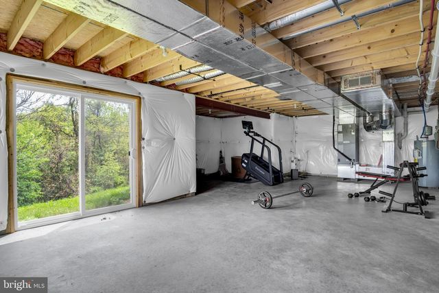 8 WESTON CIR, Duncannon, PA 17020