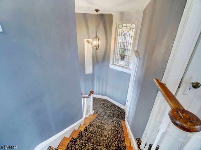 5 Park Rd, Paterson City, NJ 07514