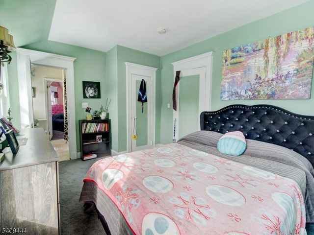 5 Park Rd, Paterson City, NJ 07514