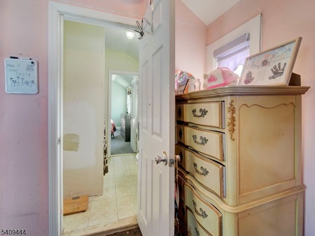 5 Park Rd, Paterson City, NJ 07514