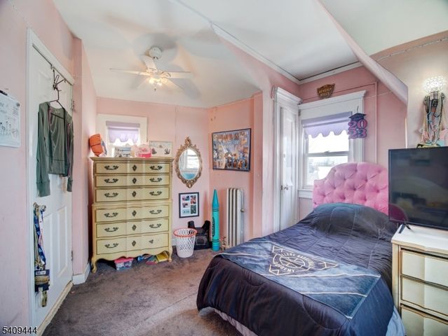 5 Park Rd, Paterson City, NJ 07514