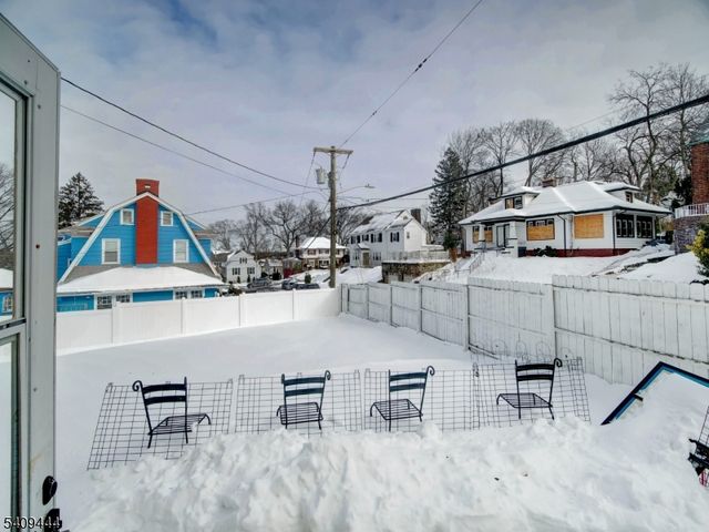 5 Park Rd, Paterson City, NJ 07514