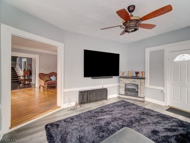 5 Park Rd, Paterson City, NJ 07514