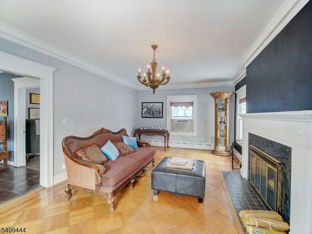 5 Park Rd, Paterson City, NJ 07514