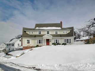 5 Park Rd, Paterson City, NJ 07514