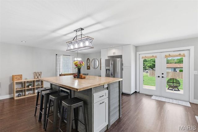 35 Julie Lane, St Peters, MO 63376