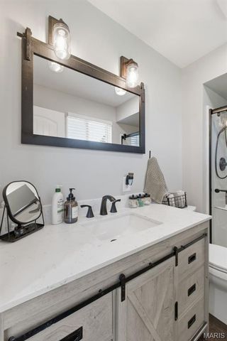 35 Julie Lane, St Peters, MO 63376