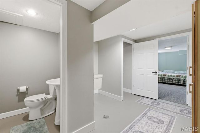 35 Julie Lane, St Peters, MO 63376
