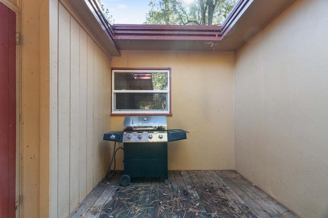 13240 Ponderosa Way, Jackson, CA 95642