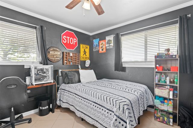 106 Vineyard Street, Weatherford, TX 76087