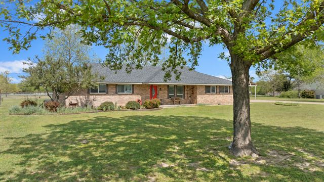 106 Vineyard Street, Weatherford, TX 76087