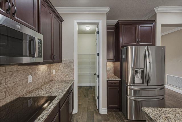 19099 LONG LAKE RANCH BOULEVARD, Lutz, FL 33558