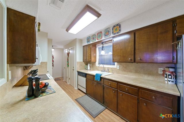 1086 Oc Trout Drive O, Canyon Lake, TX 78133