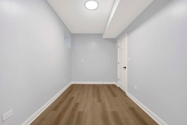 2329 N Geneva Terrace Garden, Chicago, IL 60614