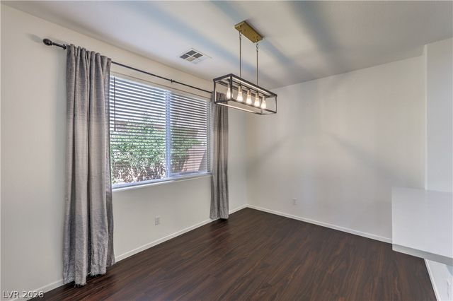 5423 Raccoon Valley Lane, Las Vegas, NV 89122