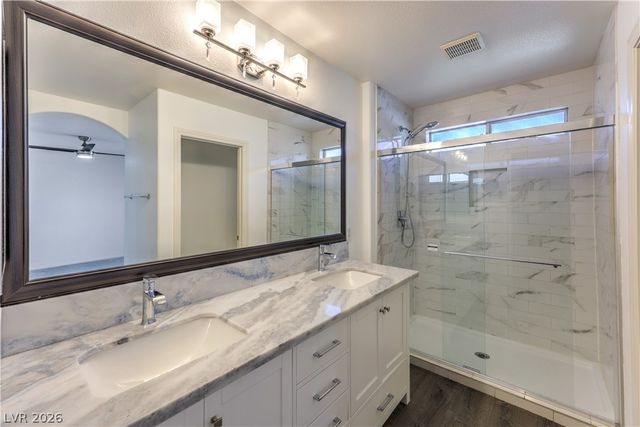 5423 Raccoon Valley Lane, Las Vegas, NV 89122