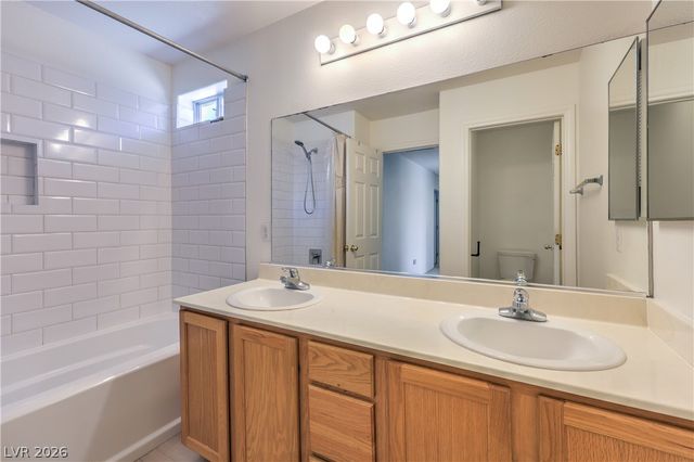 5423 Raccoon Valley Lane, Las Vegas, NV 89122
