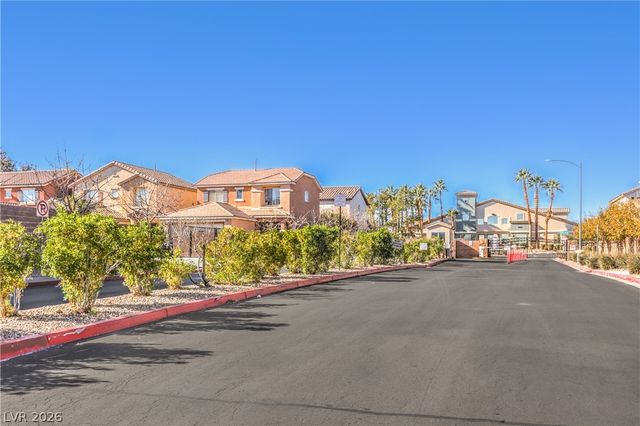 5423 Raccoon Valley Lane, Las Vegas, NV 89122