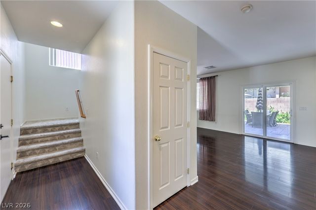 5423 Raccoon Valley Lane, Las Vegas, NV 89122