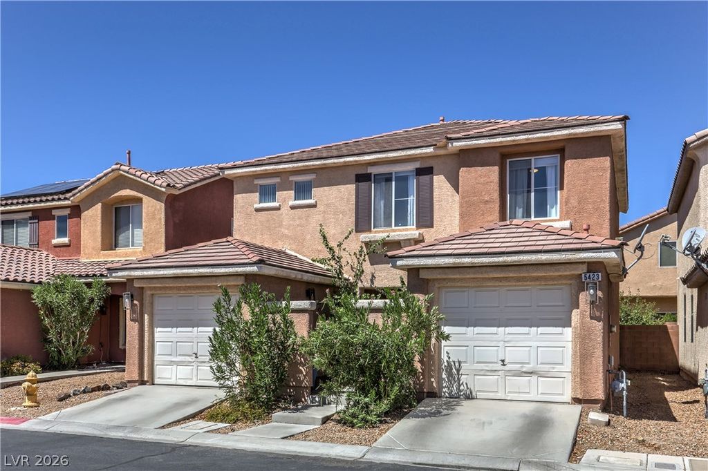 Image 2 of property listing at 5423 Raccoon Valley Lane, Las Vegas, NV 89122