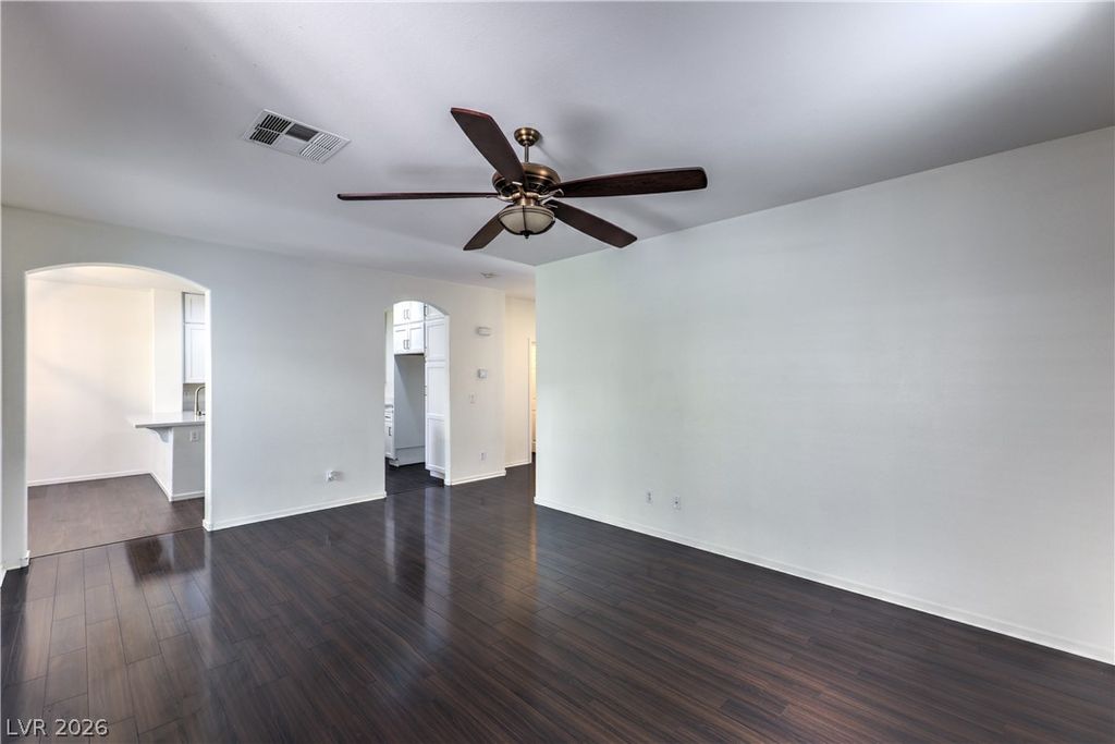 Image 7 of property listing at 5423 Raccoon Valley Lane, Las Vegas, NV 89122
