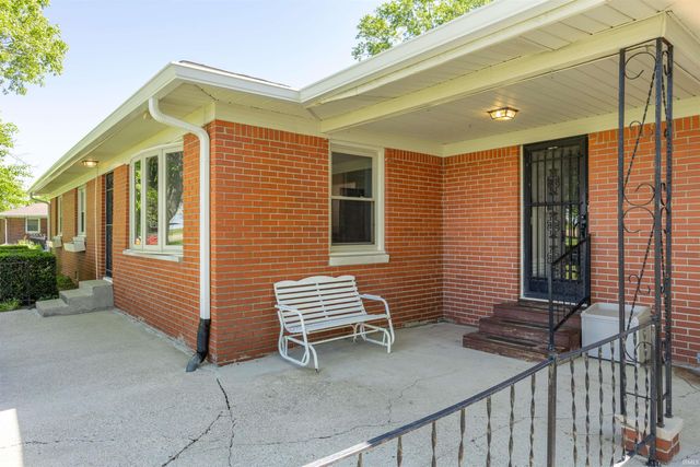 4946 Barnett Avenue, Sharpsville, IN 46068