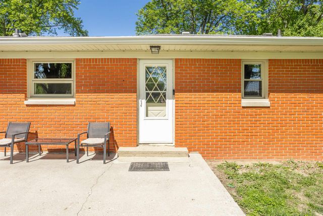 4946 Barnett Avenue, Sharpsville, IN 46068