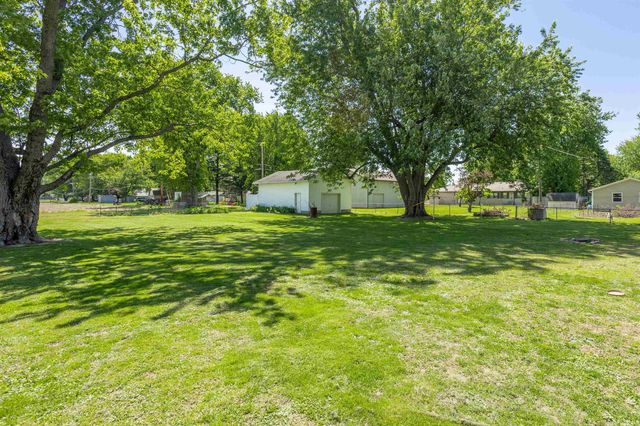 4946 Barnett Avenue, Sharpsville, IN 46068