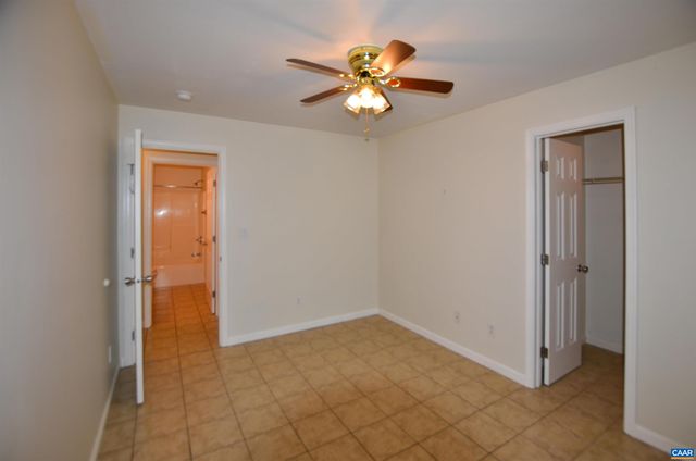 864 BILLY B RD, Louisa, VA 23093